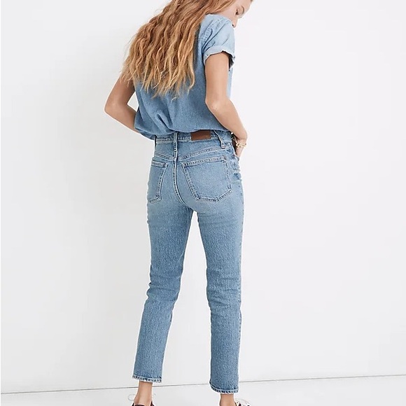 Madewell Perfect Vintage Jeans in blue lunar wash size 27 - Picture 3 of 4